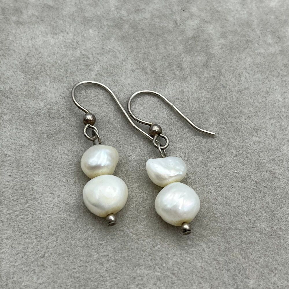 Woman’s Real freshwater pearl sterling silver dangle Earrings